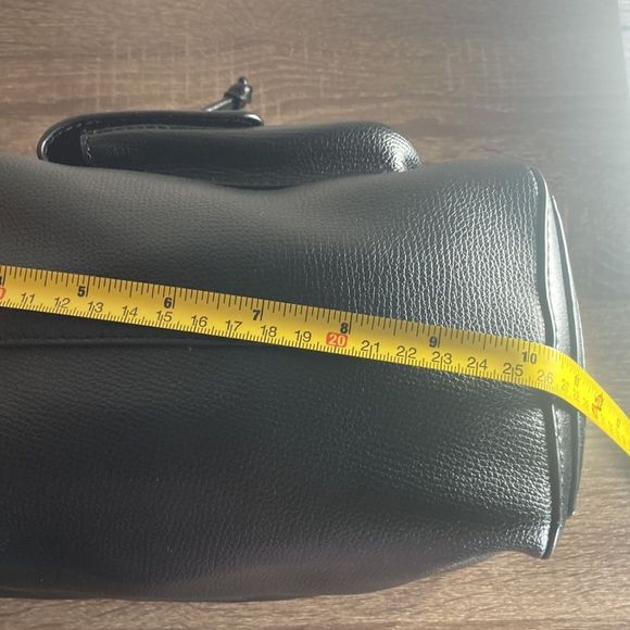 NWT Real Simple Style Black Saddle Bag - Picture 11 of 13